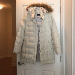 Women’s north face puffer jacket